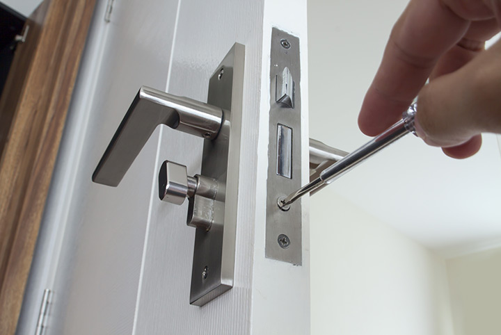 Our local locksmiths are able to repair and install door locks for properties in Bankside and the local area.